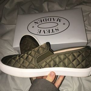 steve madden ECNTRCQT slip on sneakers